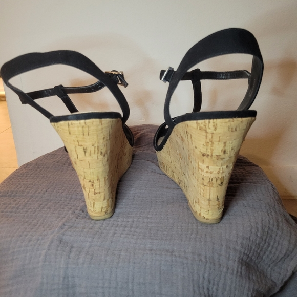 Charles by Charles David black wedges. - Picture 2 of 4